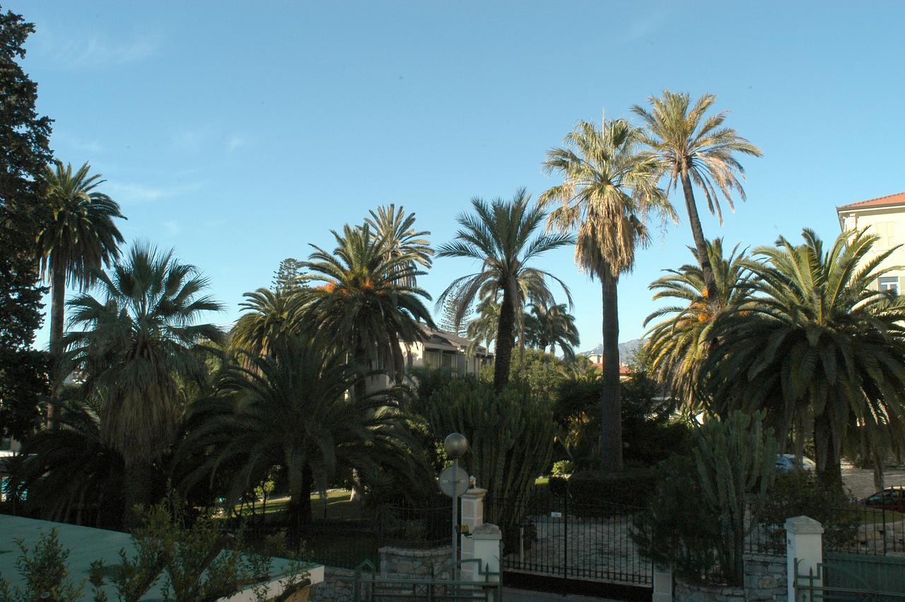 Villa Virginia Bordighera Eksteriør bilde
